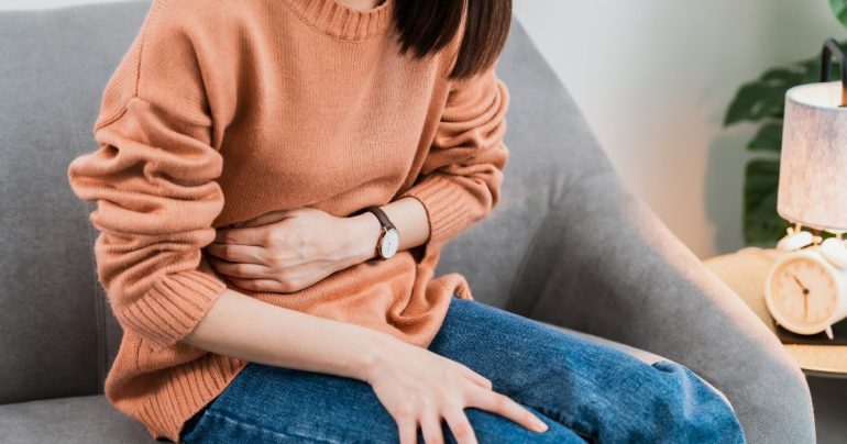 Diarrea liquida come acqua: quali sono le cause?